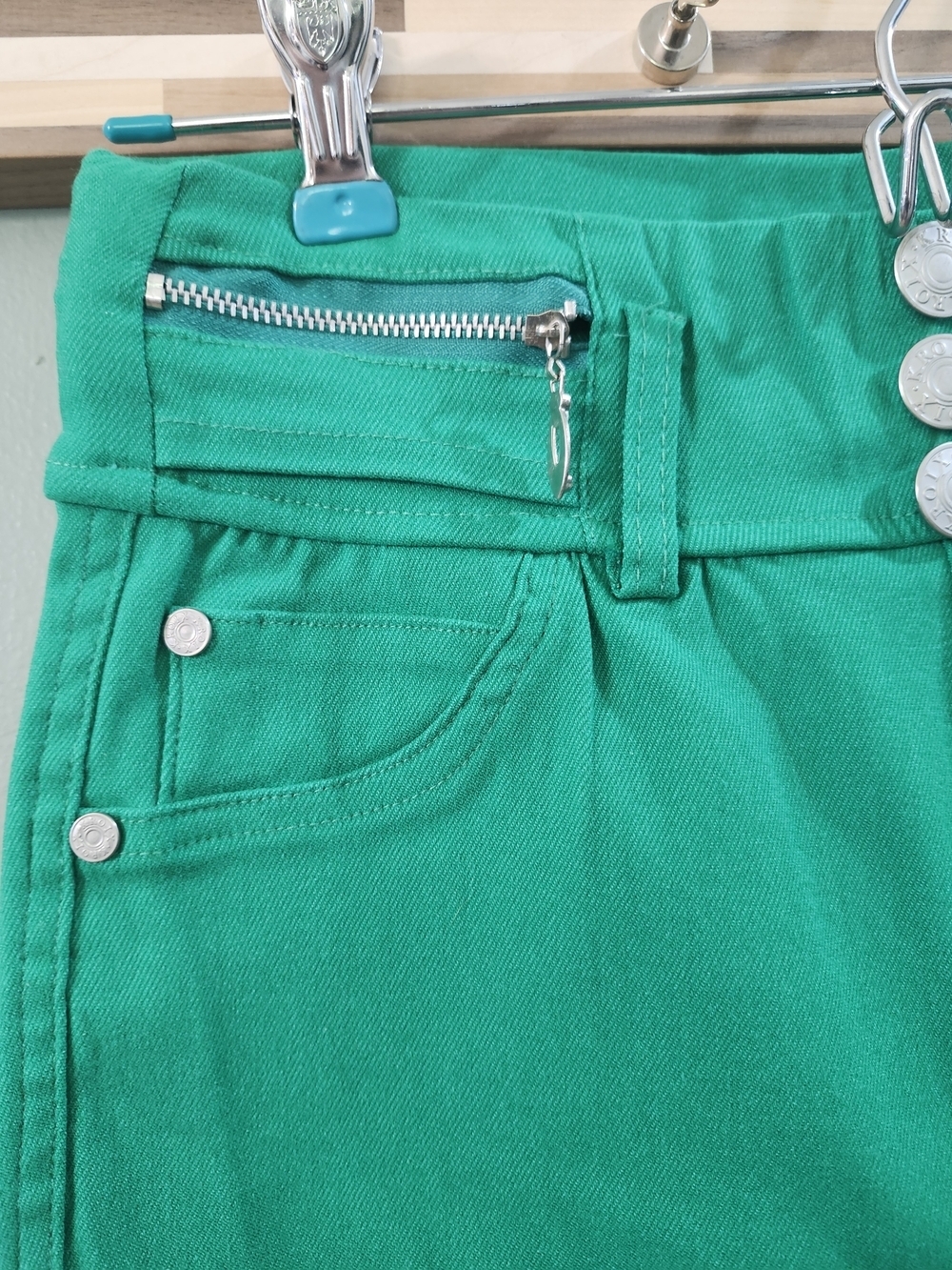 Green Bermuda Shorts with Faux Triple-Button Front - Picture 6 of 7